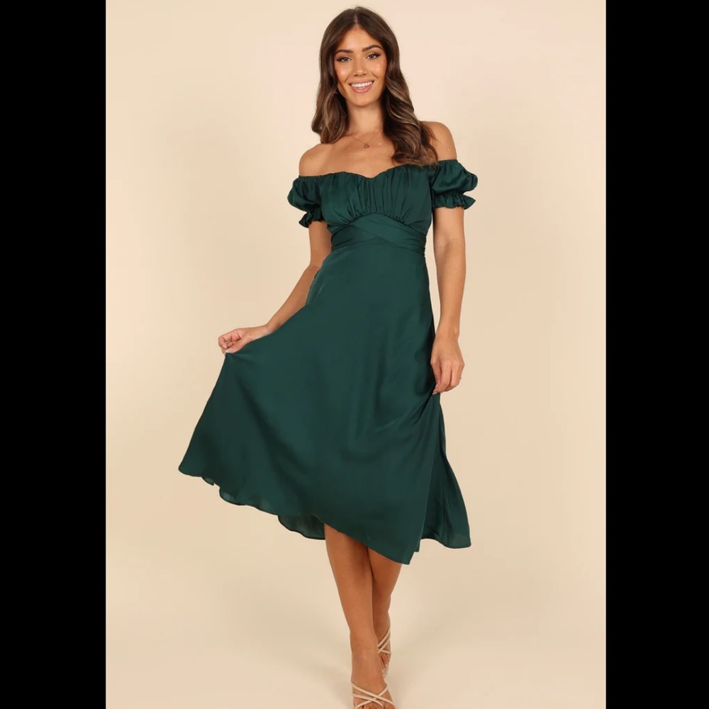 NWT Petal and Pup Mickenna Sweetheart Frill MIDI Dress - Emerald